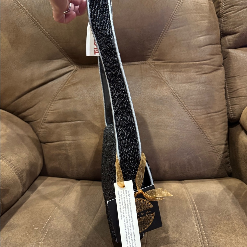 Viral Beaded Skull Bag - Picture 2 of 5